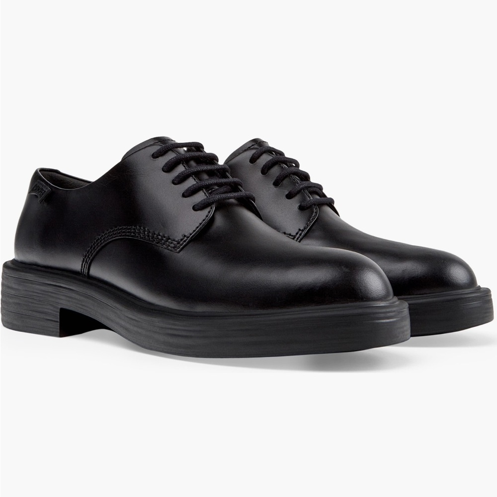 NWOT Camper Dean Derby Shoes